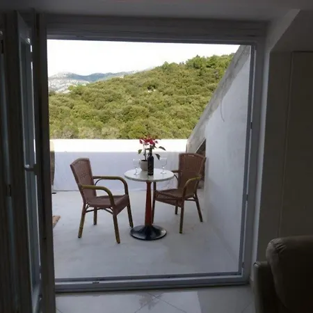 Appartement Cebalo - Comfort One Bedroom With Terrace ...